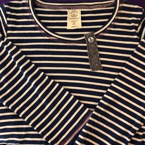 Fisherman's Daughter organic cotton top M